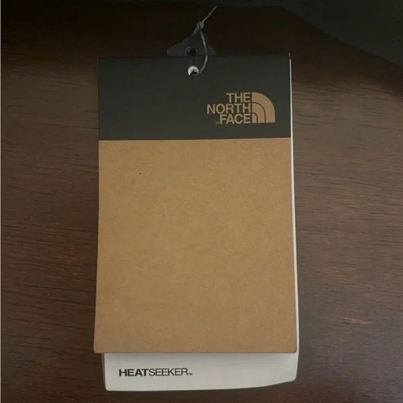 The North Face Men's Black Performance Jacket - Picture 6 of 7